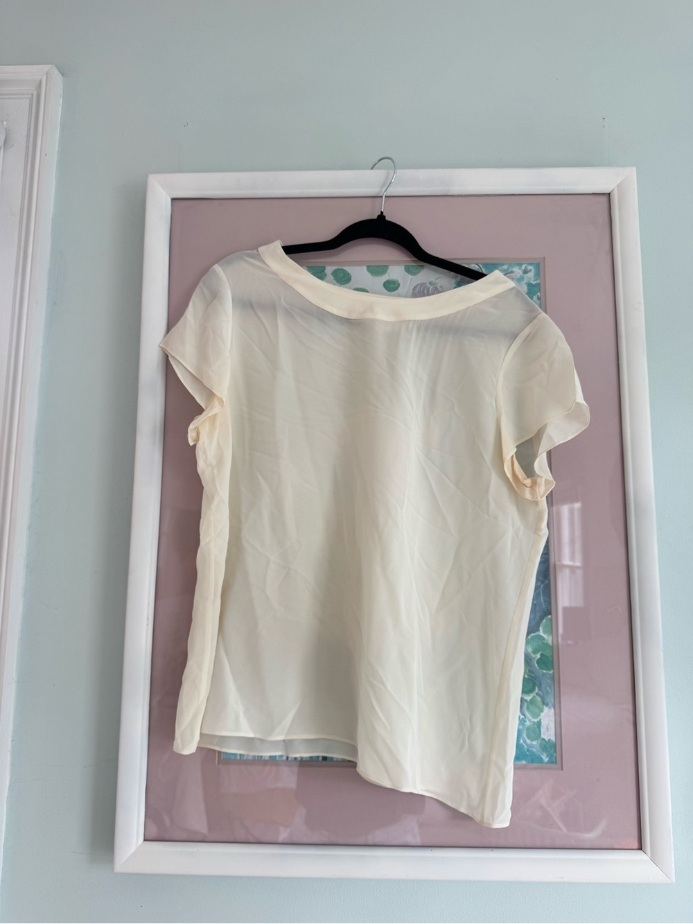 Boden Cream Short Sleeve Silk-Like Blouse